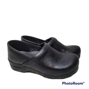 Dansko Professional Clog Slip On Shoes Womens size 41